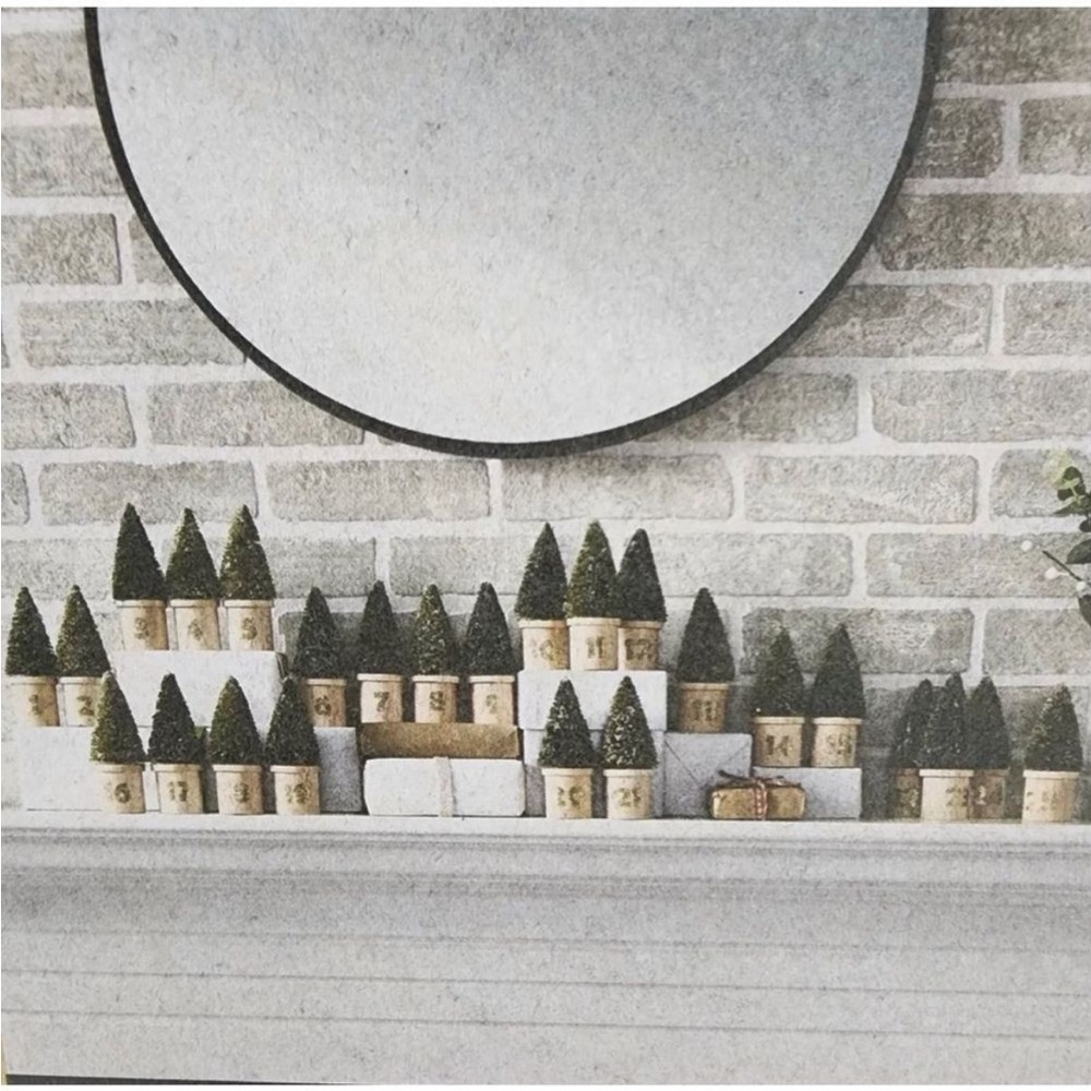 BEE & WILLOW BOTTLE BRUSH TREE ADVENT CALENDAR.